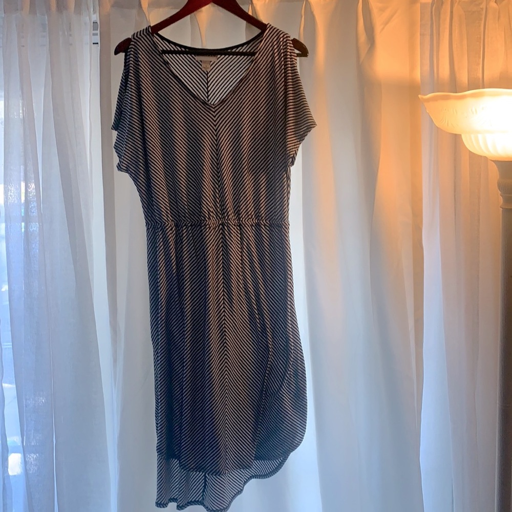 Ava & Viv High low cold shoulder dress